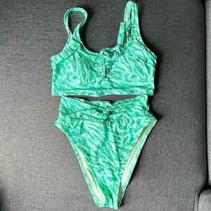 Aerie patterned 2-piece swimsuit SIZE small